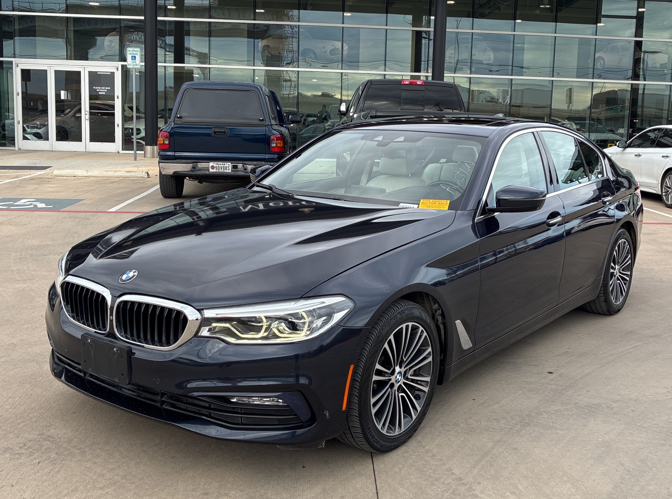 
								2017 BMW 540i full									