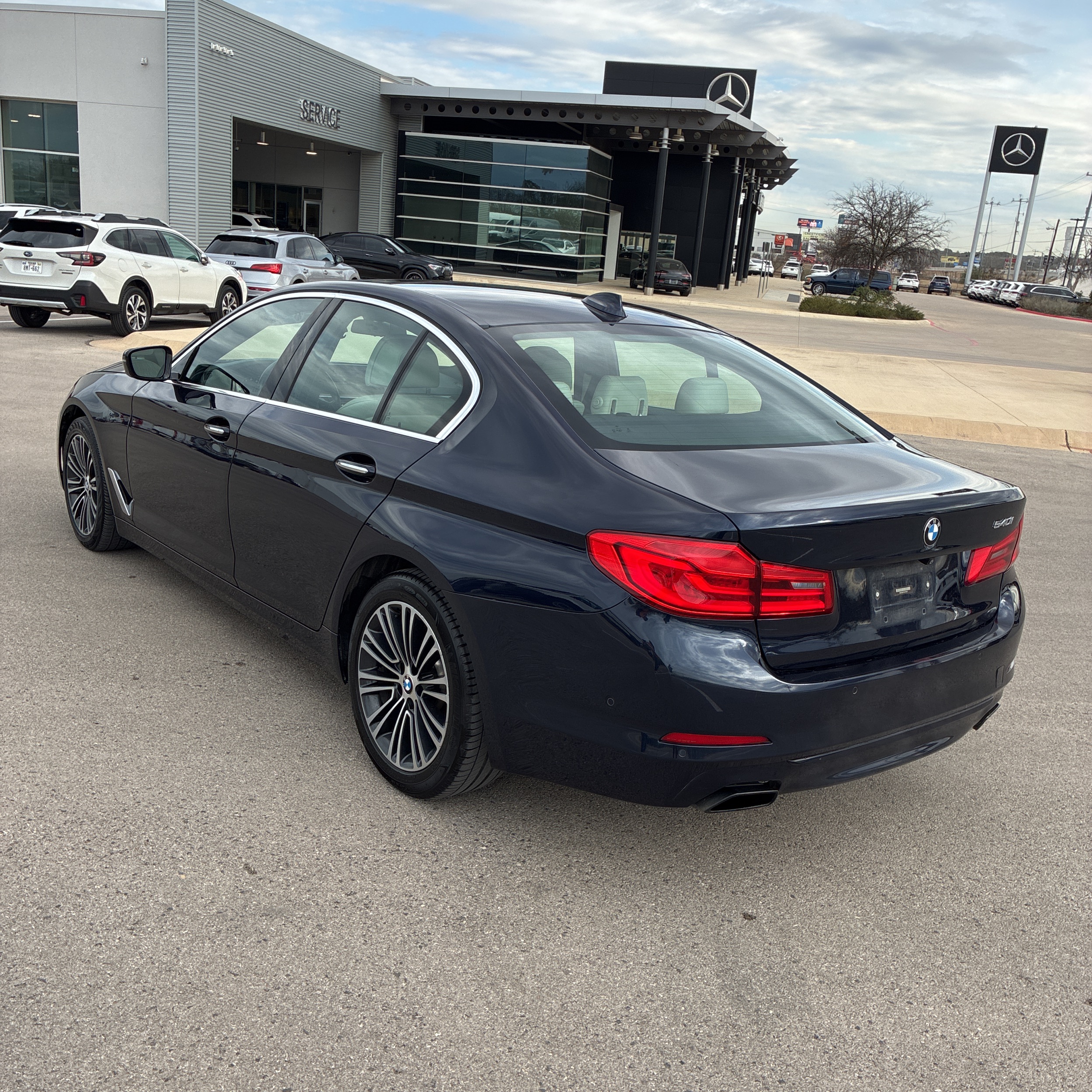 
								2017 BMW 540i full									