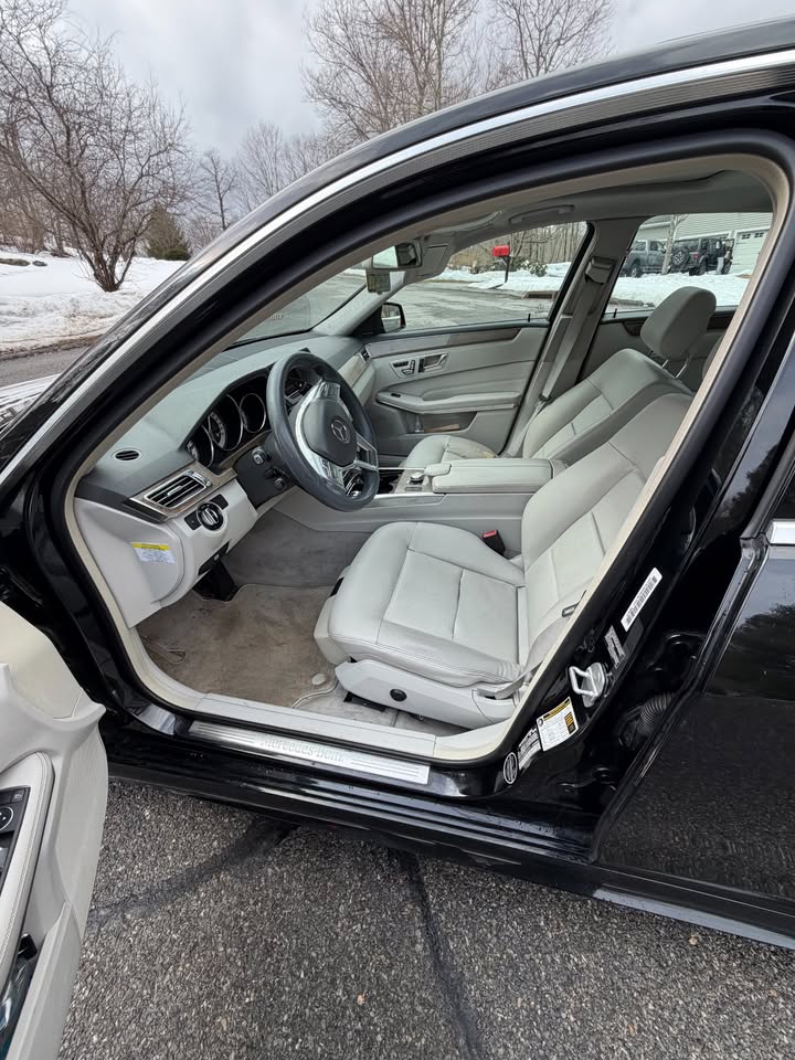 
								2014 Mercedes E350 full									