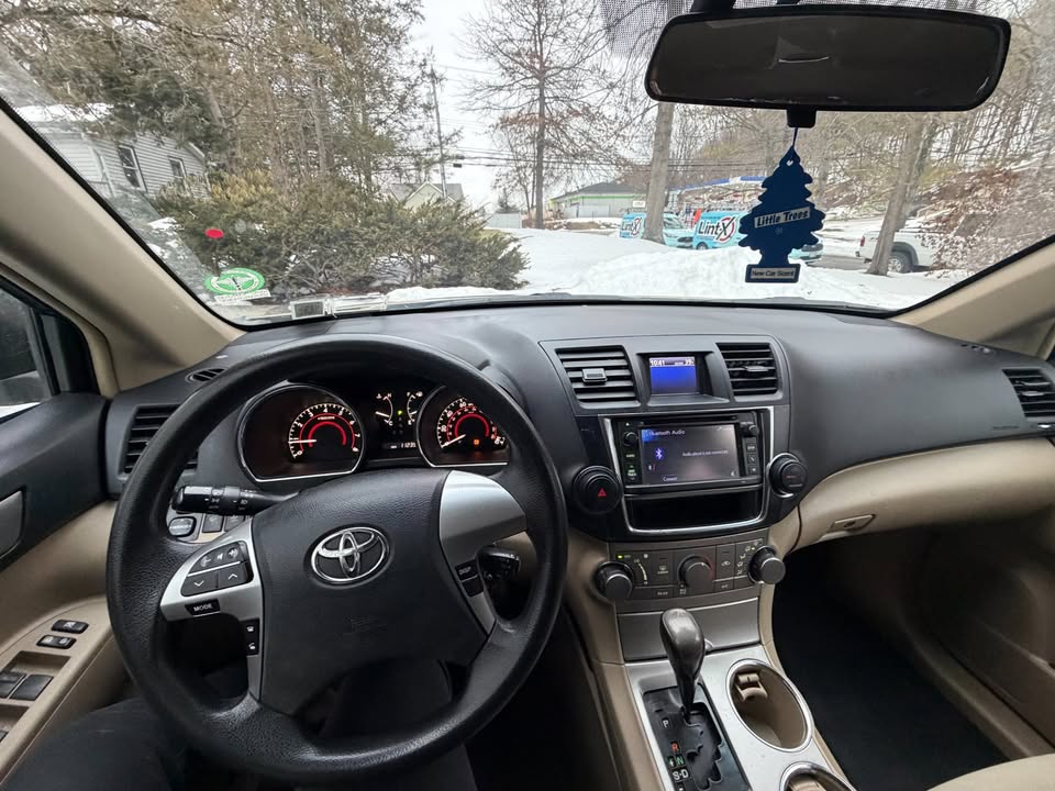 
								2015 Toyota Highlander full									