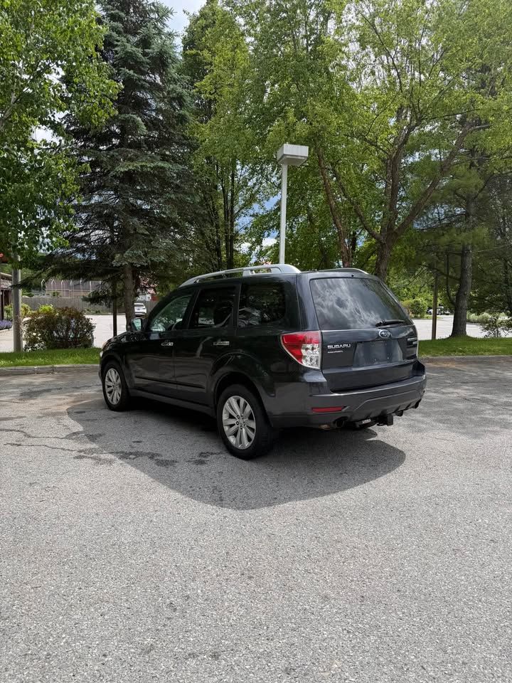 
								2011 Subaru Forester 2.5X Touring full									