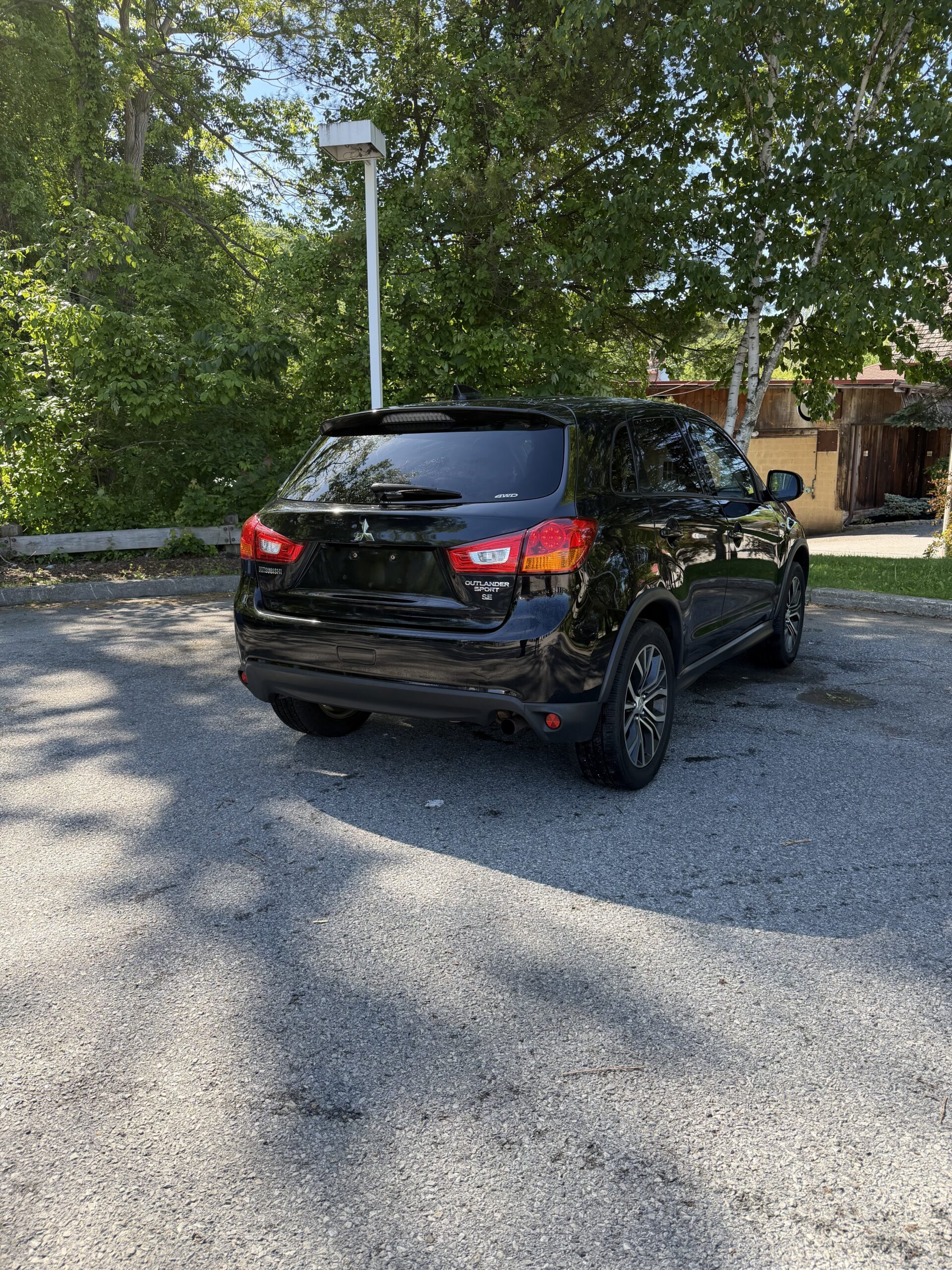 
								2017 Mitsubishi Outlander Sport full									