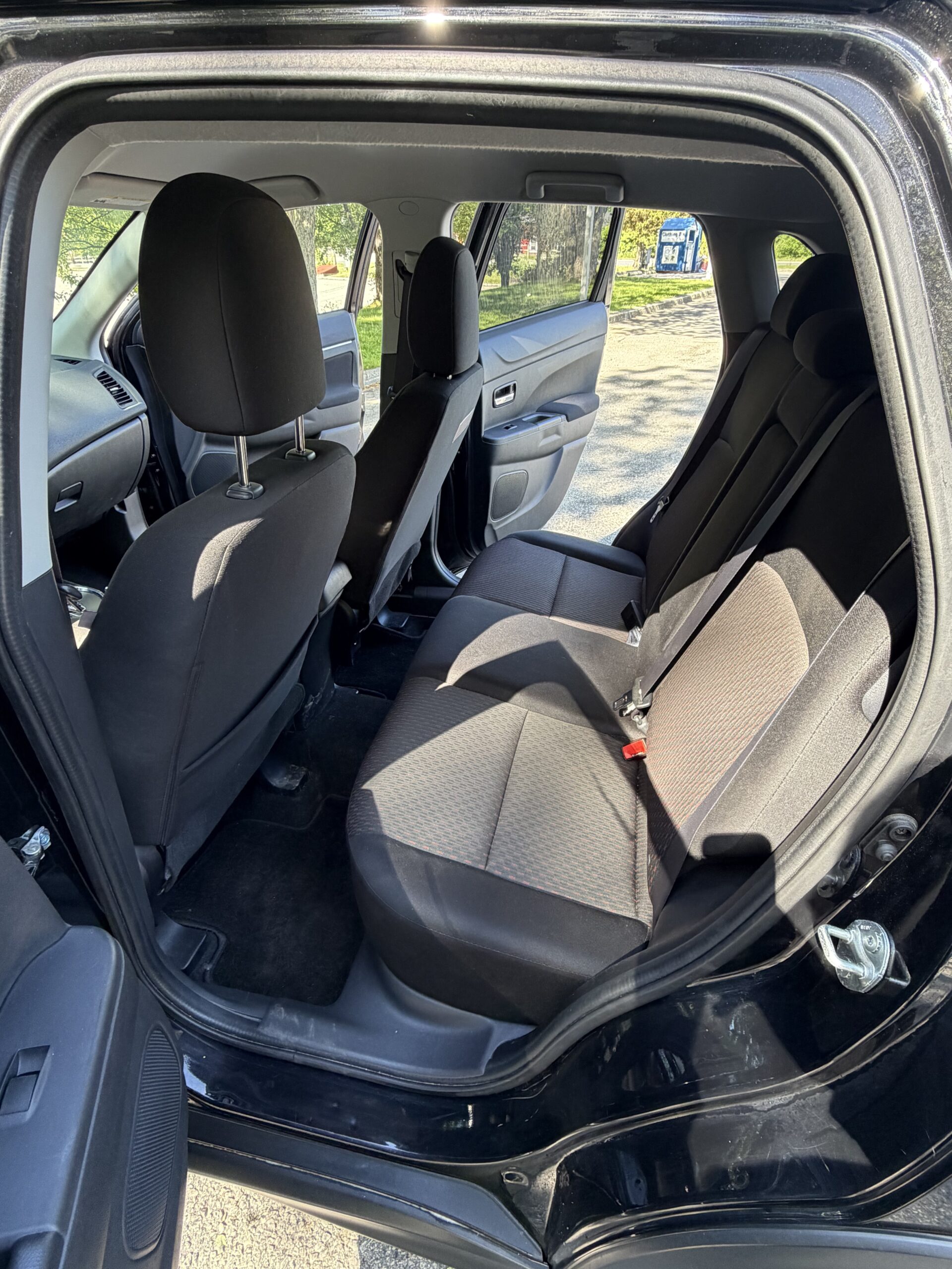 
								2017 Mitsubishi Outlander Sport full									