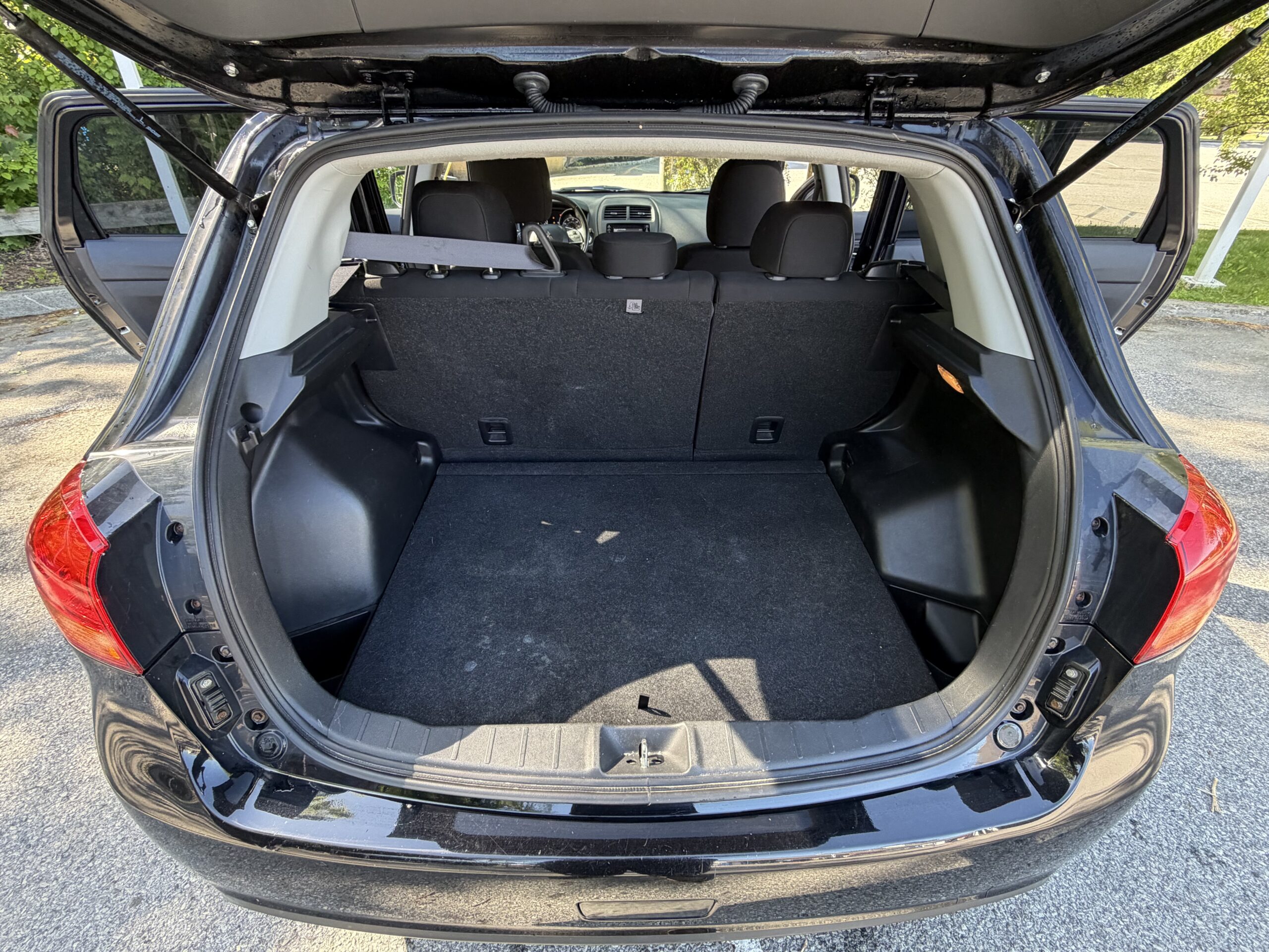 
								2017 Mitsubishi Outlander Sport full									